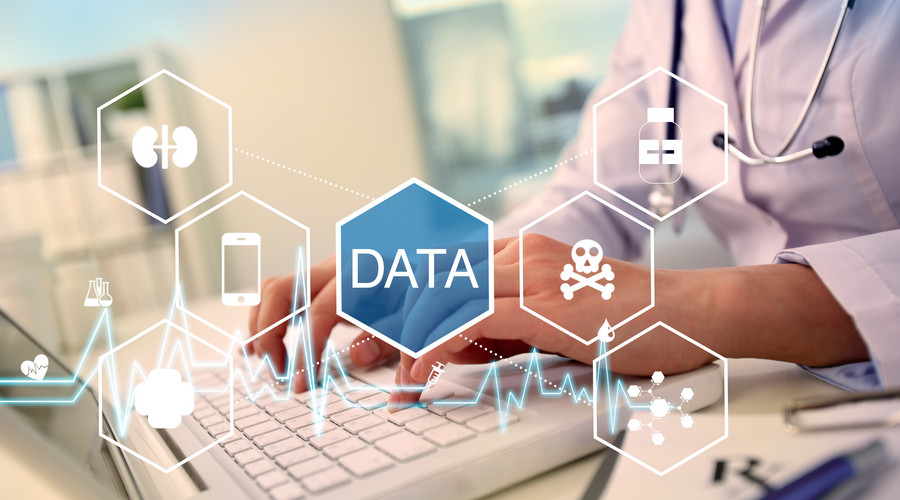 临床数据库查询界面，显示患者数据查询和统计结果